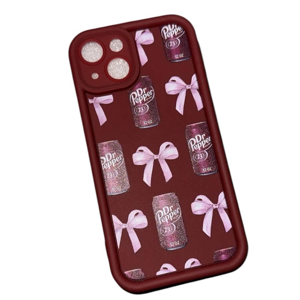 •DR PEPPER•BNWT BURGUNDY IPHONE 14 CASE WITH DR.PEPPER CANS & PINK BOWS